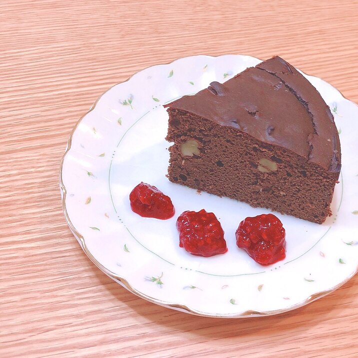 お豆腐とは思えない！本格的♪ビターチョコケーキ